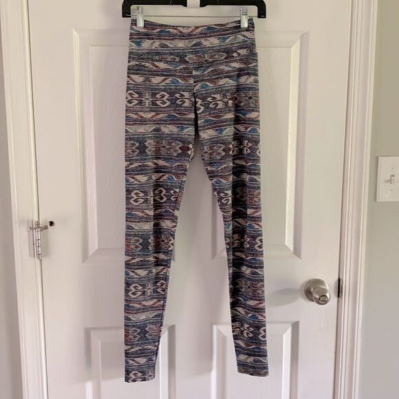 Onzie Yoga Aztec Tribal Printed Legging Tights - Picture 1 of 6